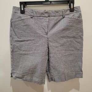 Charter Club seersucker Bermuda shorts sz 8p